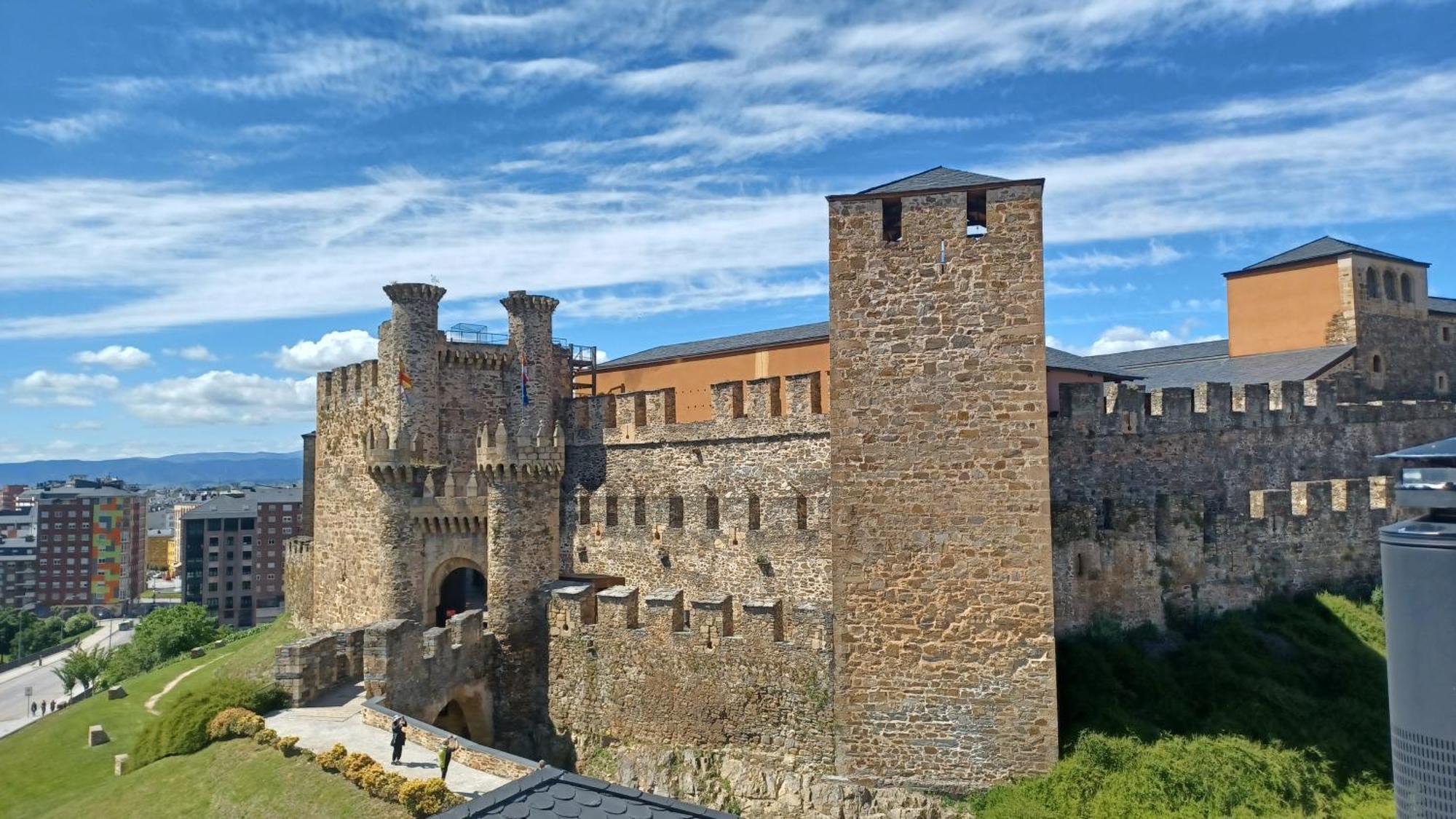 Apartamento Castillo Ponferrada. Екстериор снимка